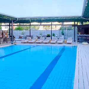 επισκεφθείτε το ξενοδοχείο